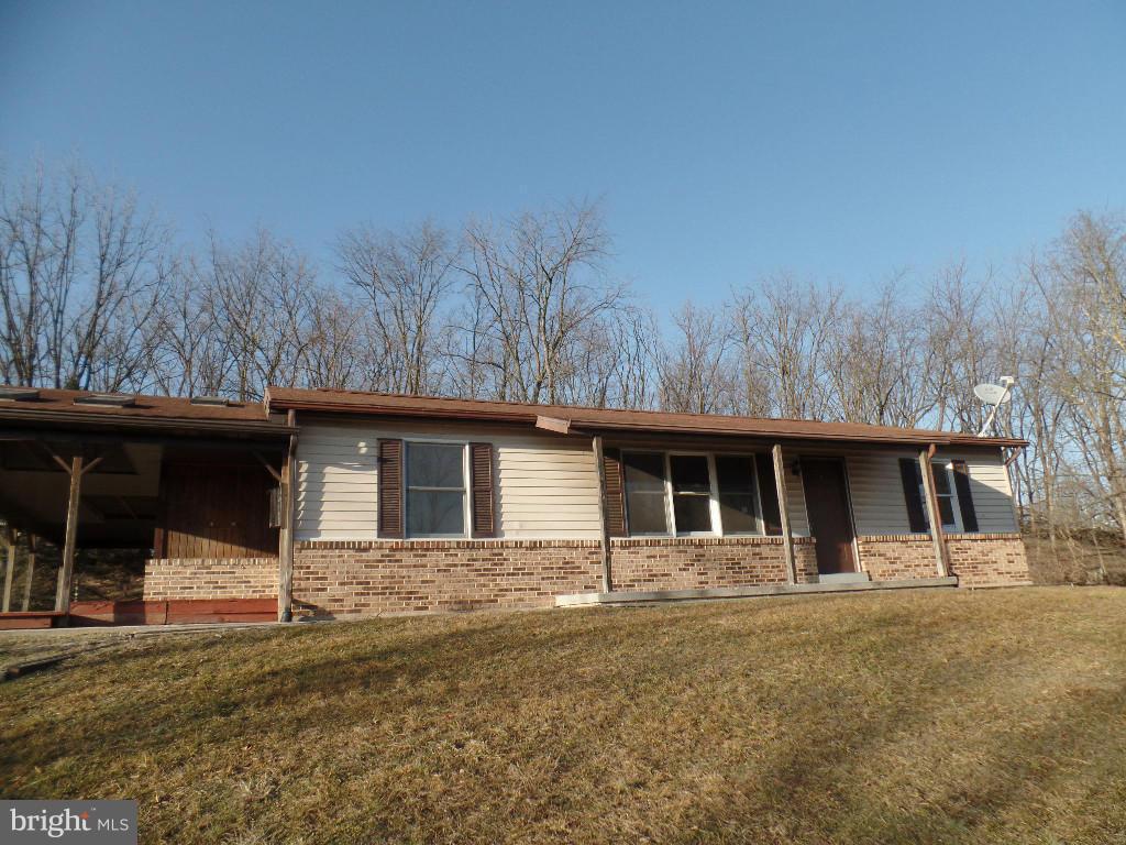 26 Windy Hill Road Newville, PA 17241 - Photo 1 of 19 Exterior (Front)
