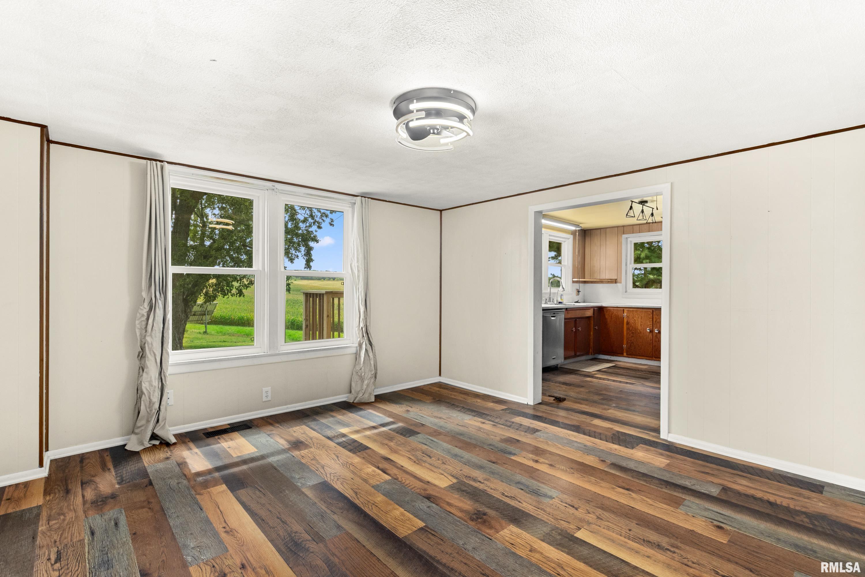 8671 Timber Road Kewanee, IL 61443 - Photo 10 of 81 Gallery Image 10