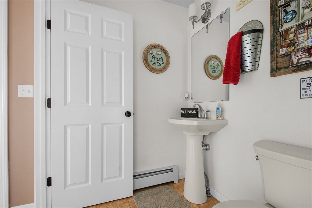 4 Brintnal Drive Rutland, MA 01543 - Photo 12 of 39