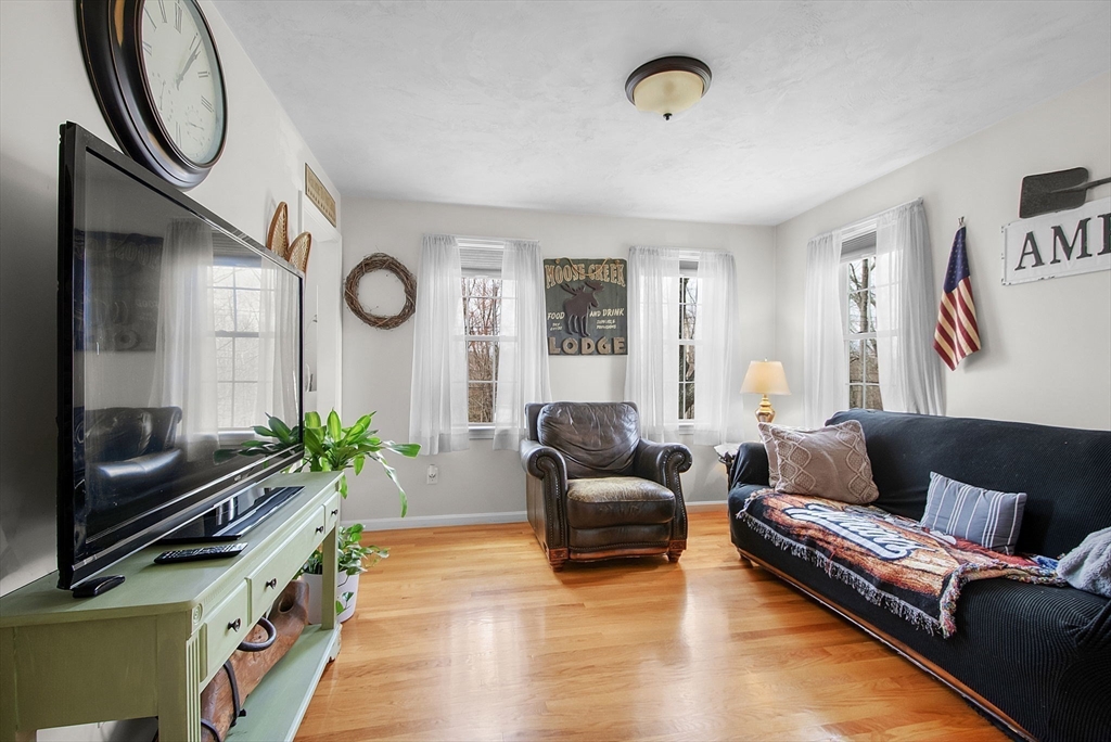 4 Brintnal Drive Rutland, MA 01543 - Photo 15 of 39