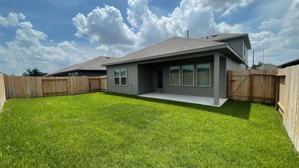 $2,700 | 12418 Pelican Bay Drive, Houston, TX 77038