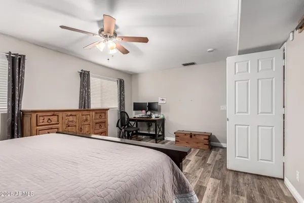 $559,900 | 567 West Spur Avenue, Gilbert, AZ 85233