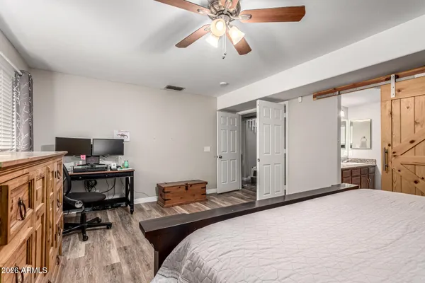 $559,900 | 567 West Spur Avenue, Gilbert, AZ 85233