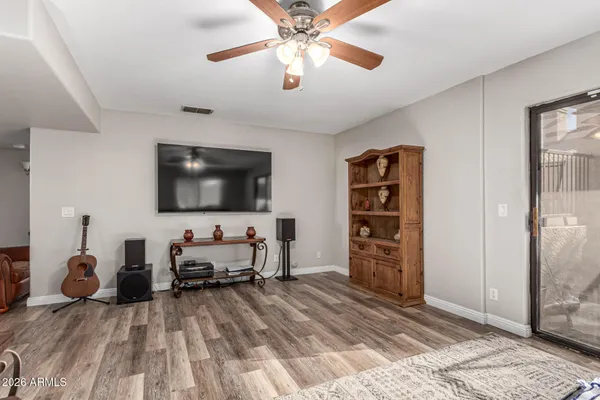 $565,000 | 567 West Spur Avenue, Gilbert, AZ 85233