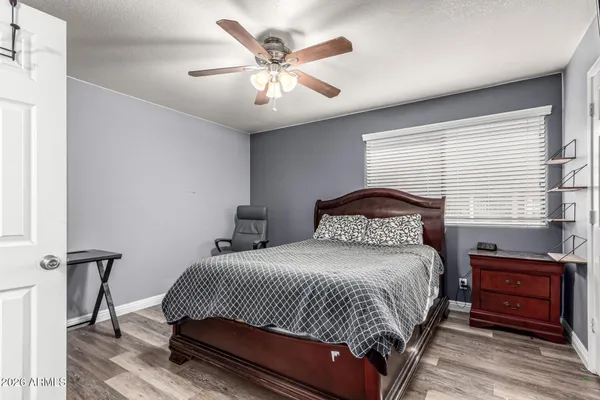 $565,000 | 567 West Spur Avenue, Gilbert, AZ 85233