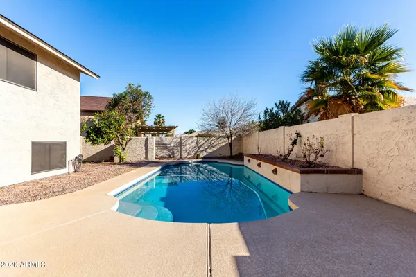 $559,900 | 567 West Spur Avenue, Gilbert, AZ 85233