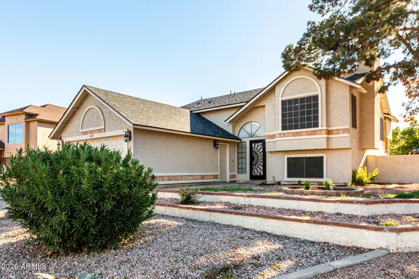 $559,900 | 567 West Spur Avenue, Gilbert, AZ 85233