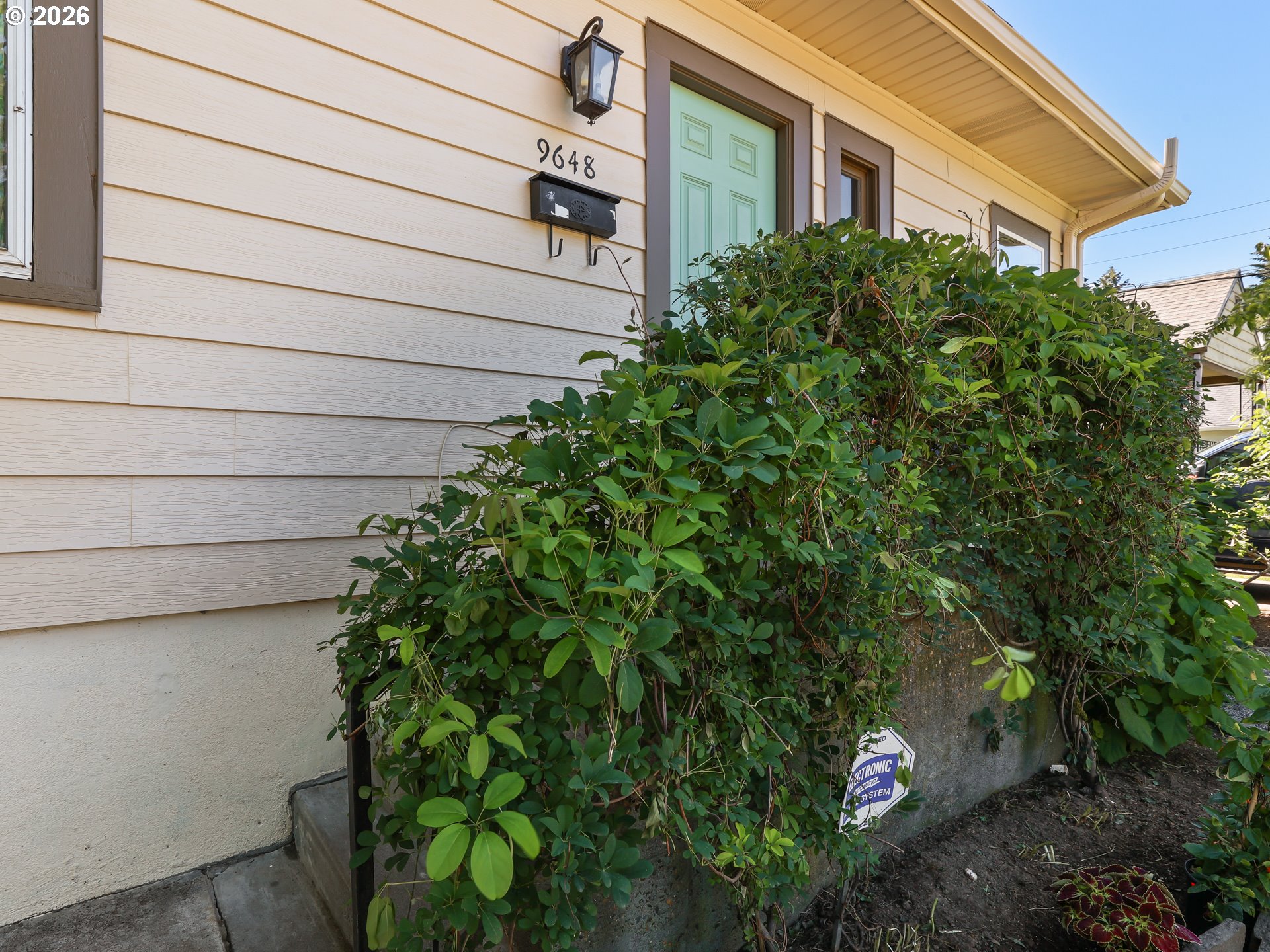 9648 North Central Street Portland, OR 97203 - Photo 3 of 36