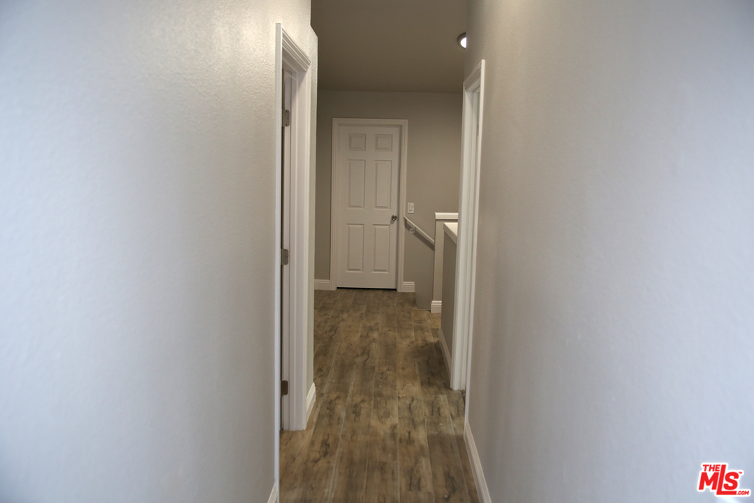 121 Racquet Club Drive Compton, CA 90220 - Photo 17 of 19 Gallery Image 17