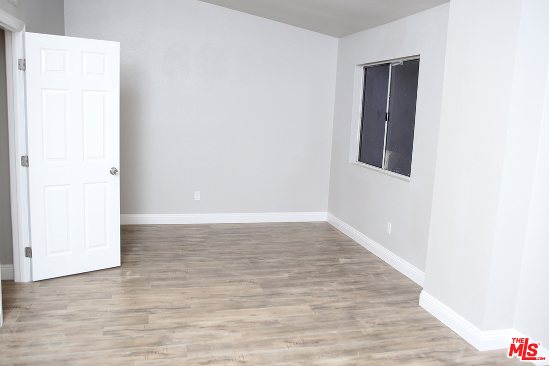 121 Racquet Club Drive Compton, CA 90220 - Photo 18 of 19 Gallery Image 18