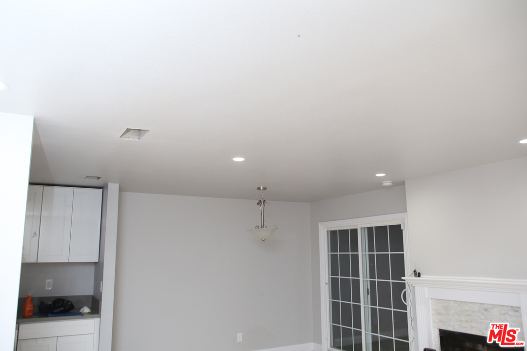 121 Racquet Club Drive Compton, CA 90220 - Photo 7 of 19 Gallery Image 7