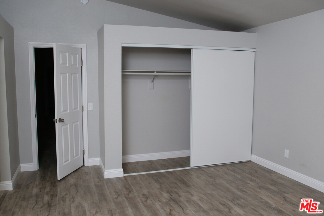 121 Racquet Club Drive Compton, CA 90220 - Photo 10 of 19 Gallery Image 10