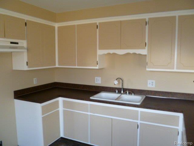 69700 Wolcott Road Armada, MI 48005 - Photo 5 of 15 5.jpg