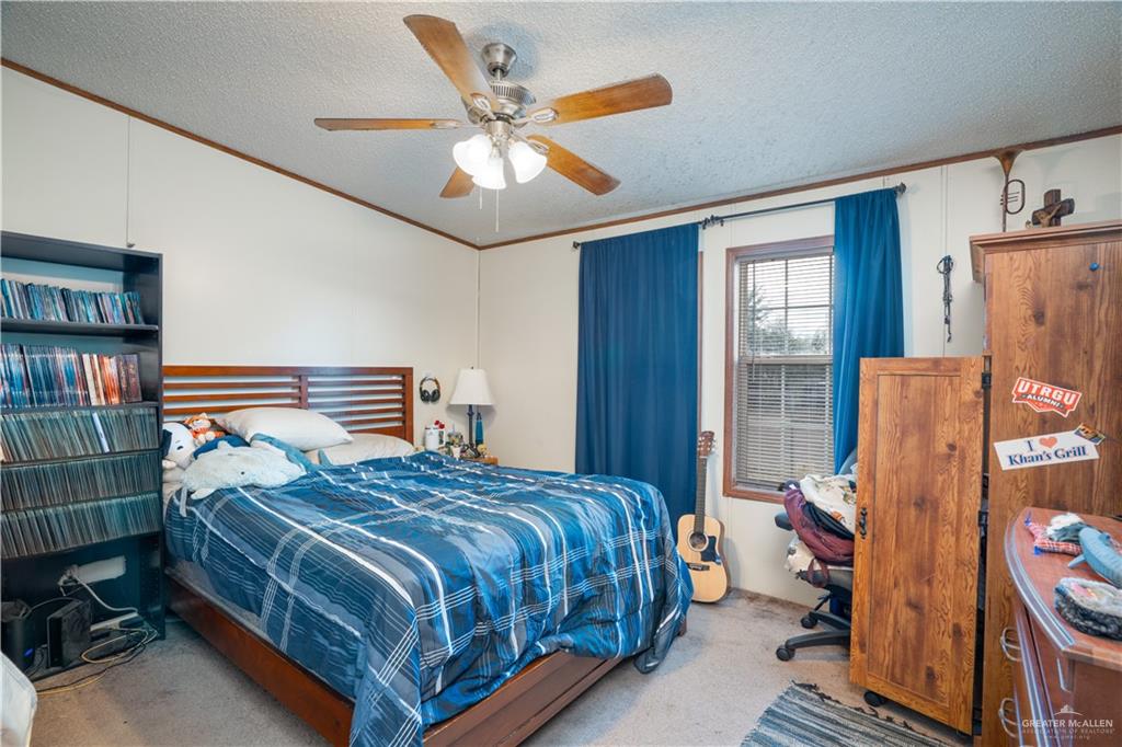 1513 Thompson Road Mission, TX 78573 - Photo 15 of 33