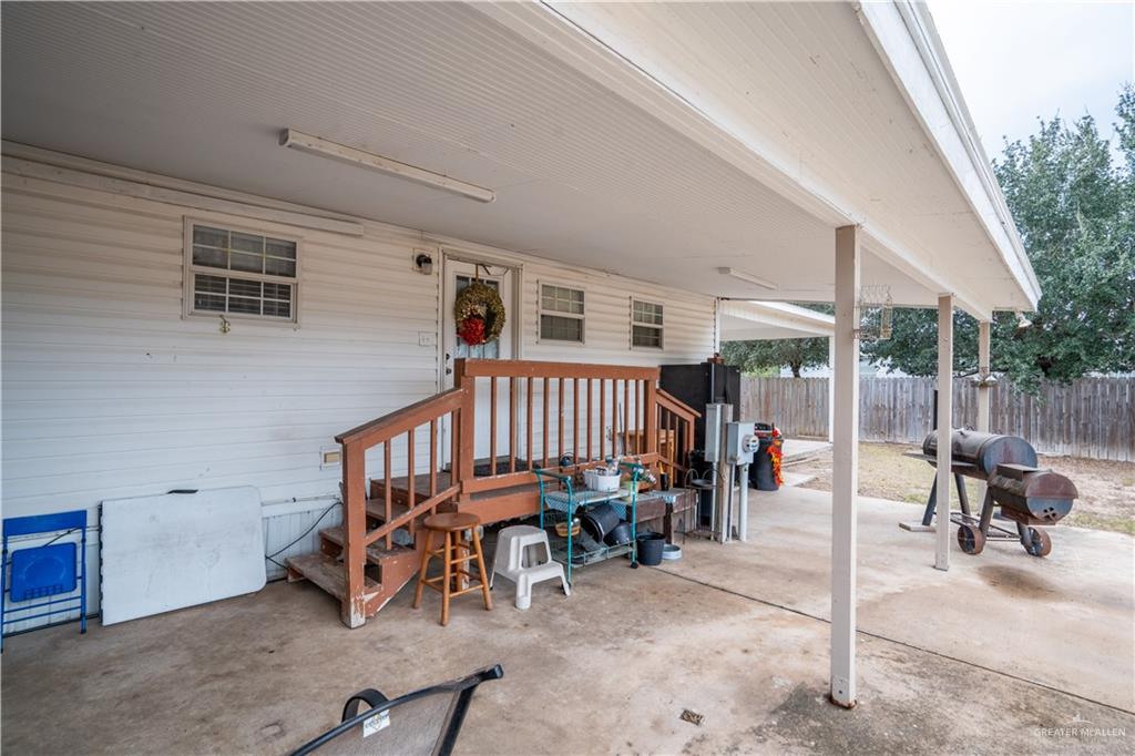 1513 Thompson Road Mission, TX 78573 - Photo 8 of 33