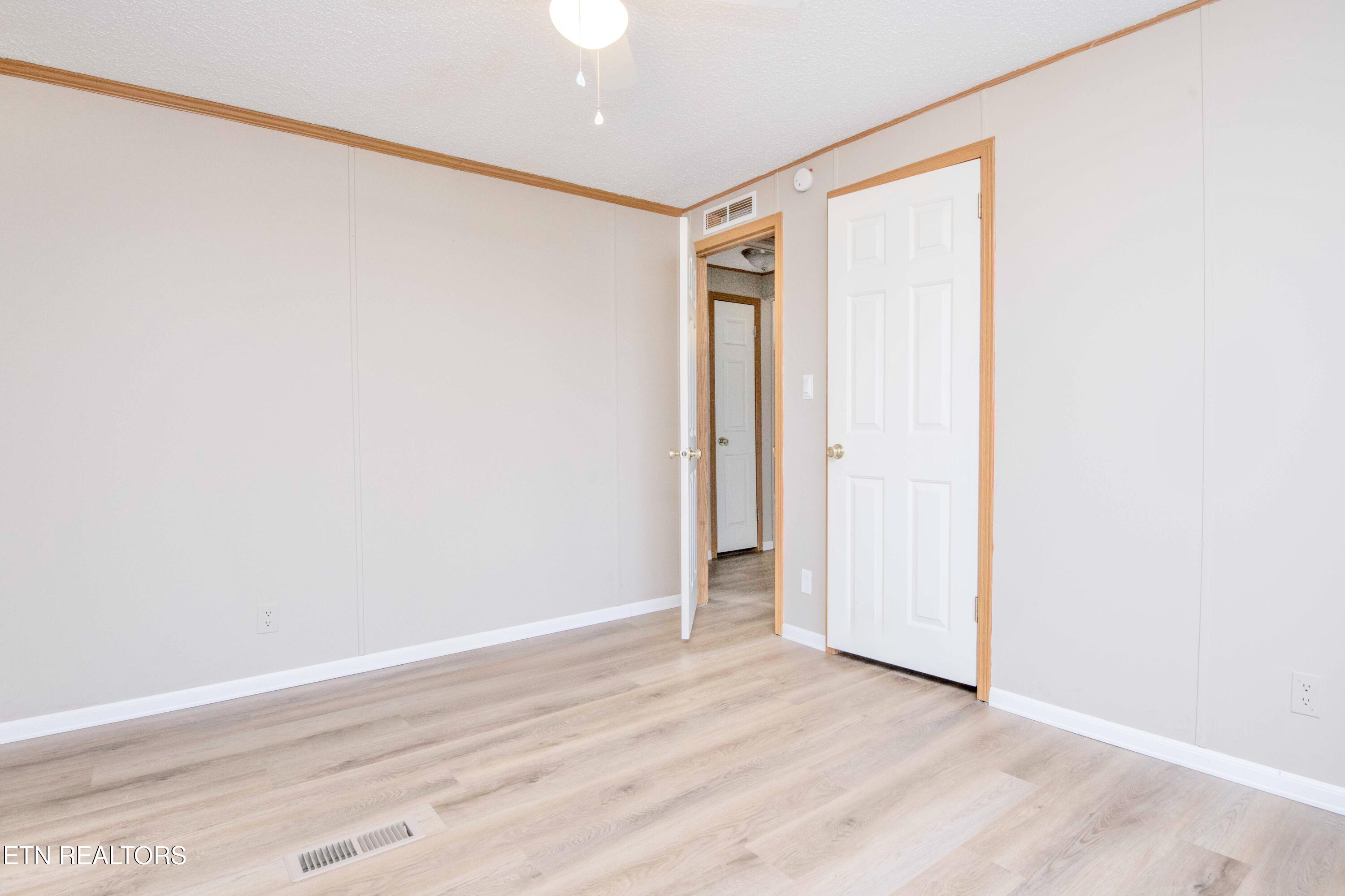 7645 Hunters Ridge Way Knoxville, TN 37914 - Photo 11 of 22 BEDROOM 3