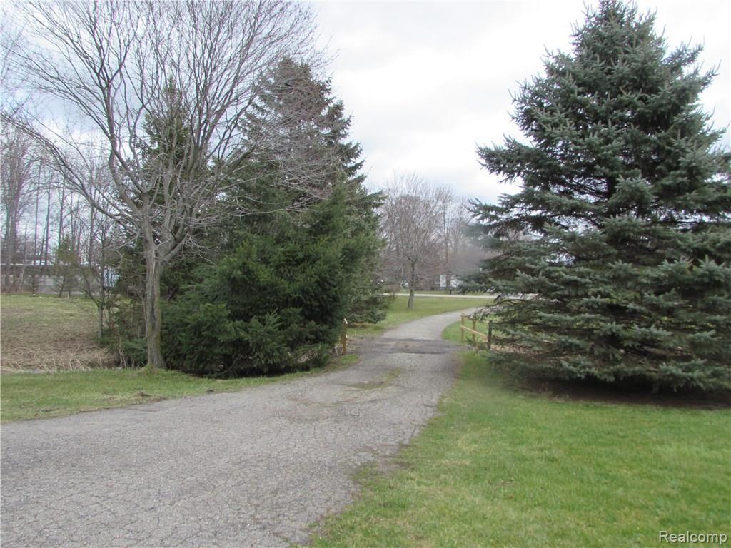 19180 Inkster Road Romulus, MI 48174 - Photo 32 of 38