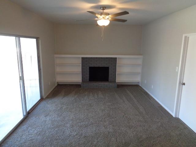 270 Manning Avenue Reedley, CA 93654 - Photo 5 of 14 Family Room w/Fireplace