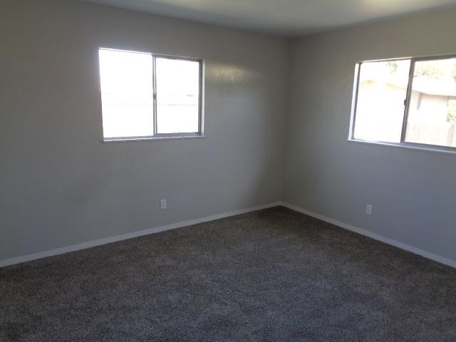 270 Manning Avenue Reedley, CA 93654 - Photo 10 of 14 Master Bedroom