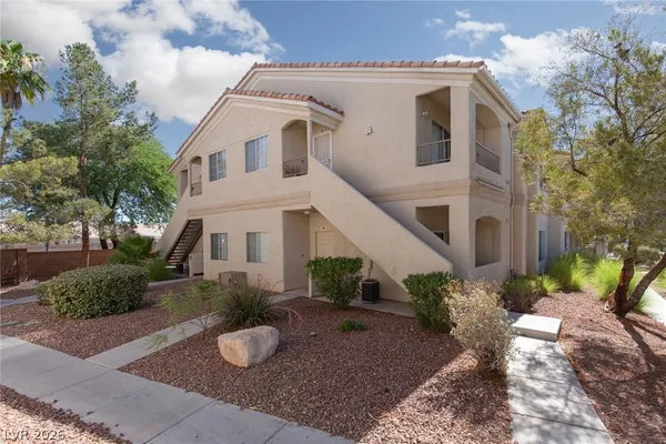 $1,150 | 1881 West Alexander Road, Unit 101, North Las Vegas, NV 89032