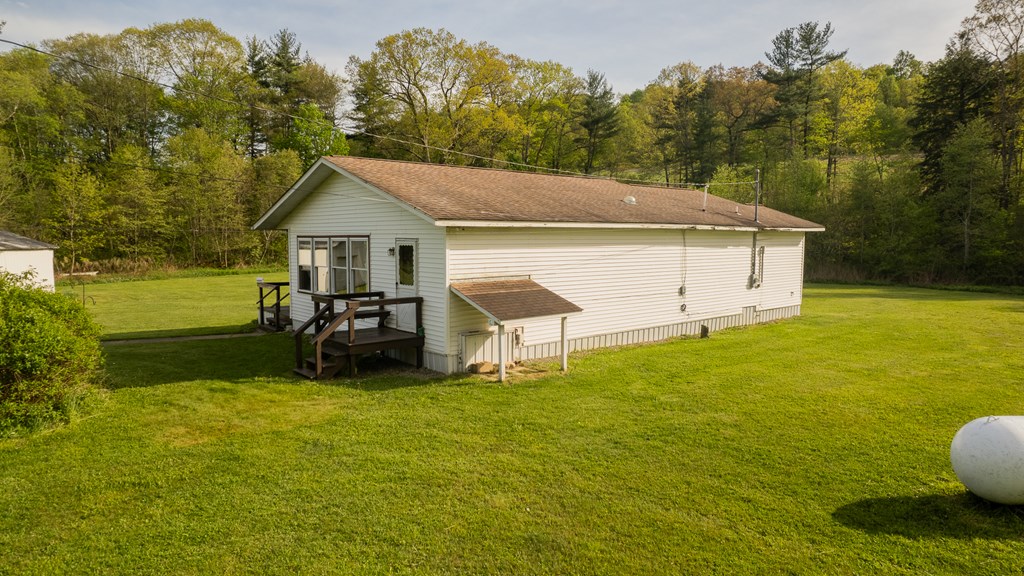 1114 Siverling Road Clarion, PA 16214 - Photo 9 of 22 Gallery Image 9