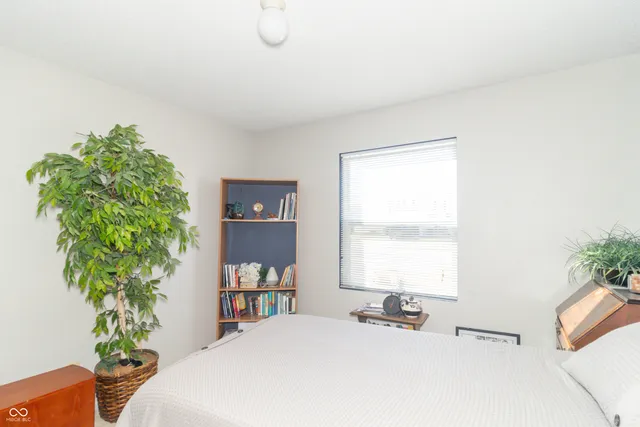 $229,977 | 765 Indigo Court, Greenfield, IN 46140