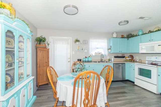 $229,977 | 765 Indigo Court, Greenfield, IN 46140