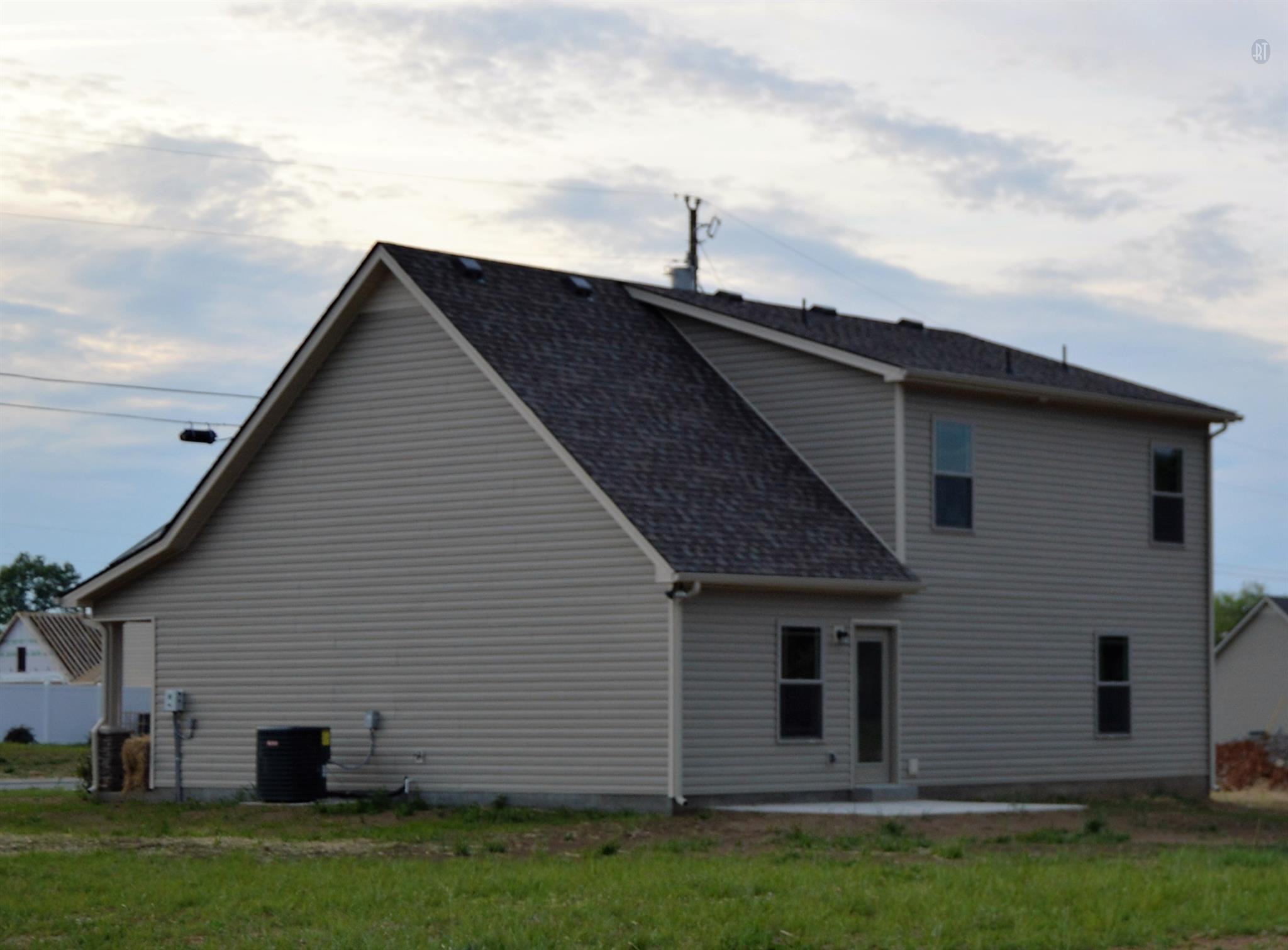 2247 Red Barn Road Christiana, TN 37037 - Photo 4 of 31 Gallery Image 4