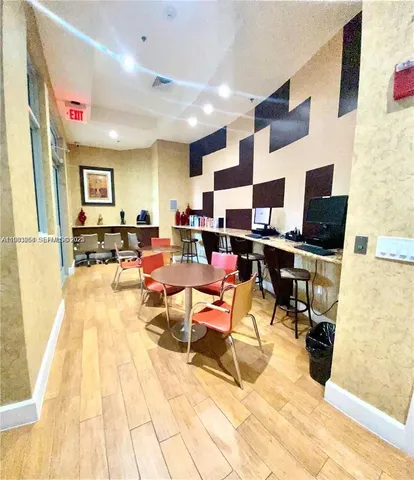 $2,250 | 1830 Radius Drive, Unit 517, Hollywood, FL 33020