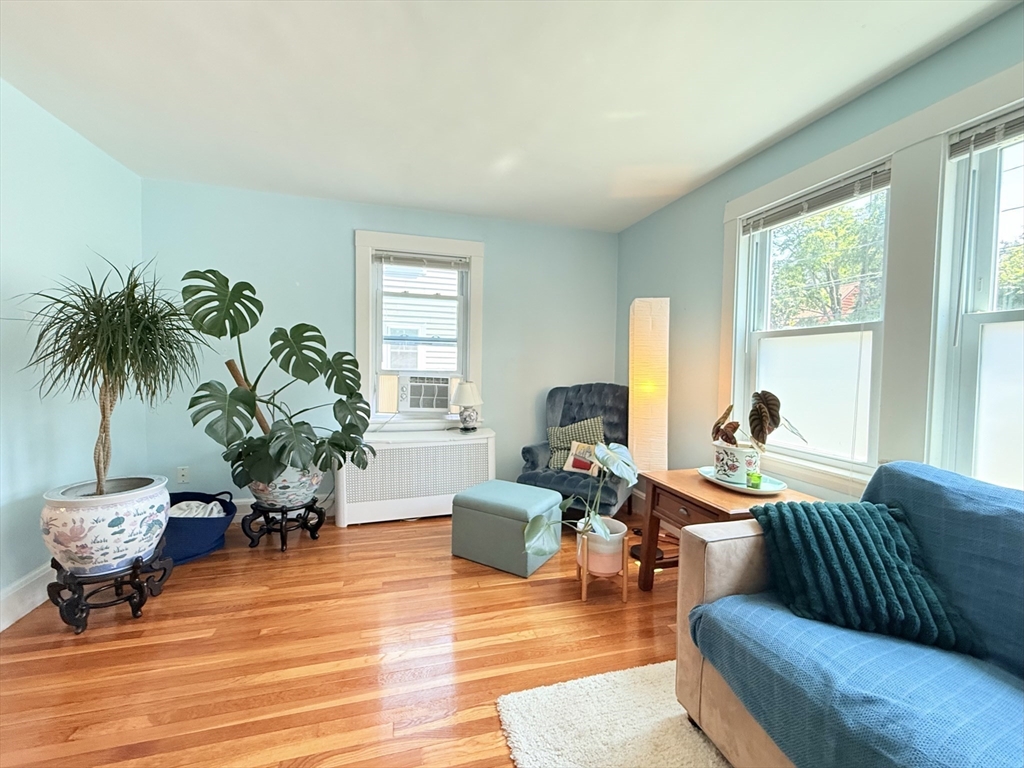 139 Oakdale Road Newton, MA 02461 - Photo 3 of 36