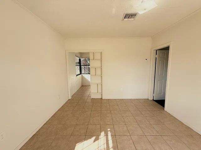 $1,600 | 5607 North Flagler Drive, West Palm Beach, FL 33407