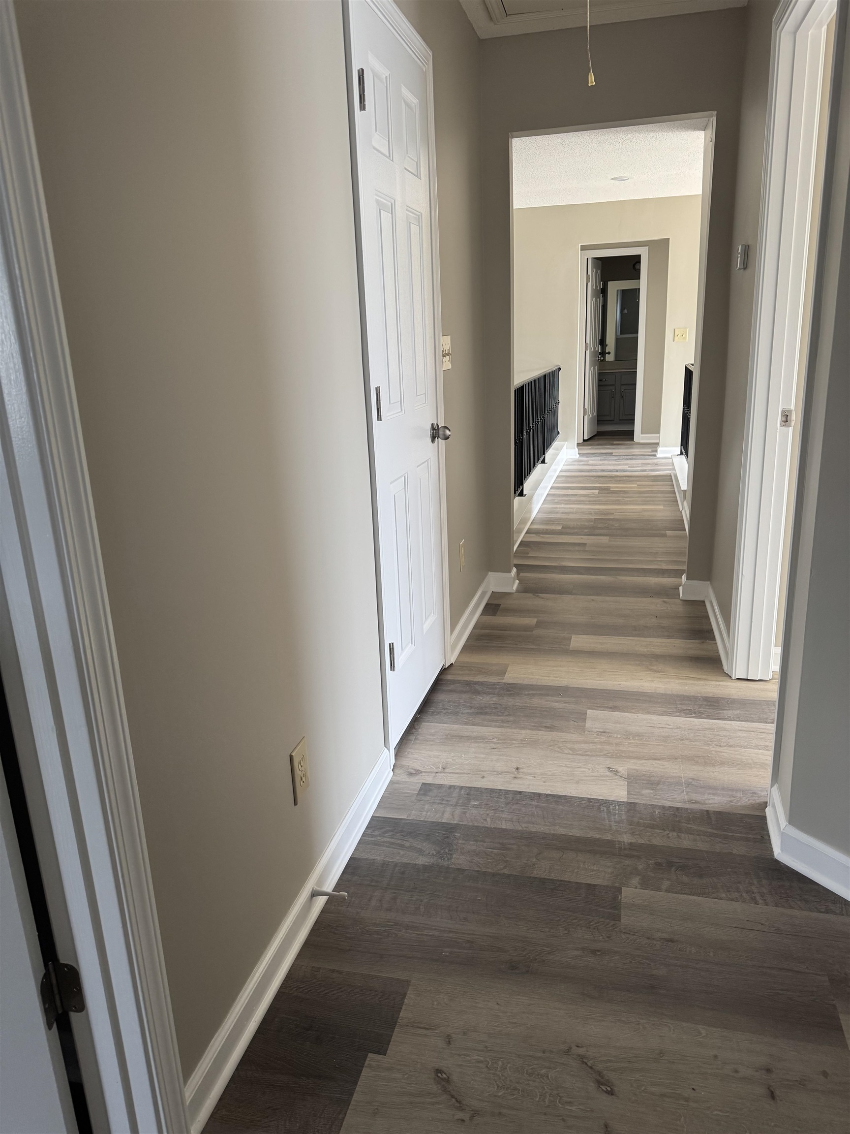 5393 Hightor Lane Memphis, TN 38125 - Photo 11 of 28 a view of a hallway view with staircase