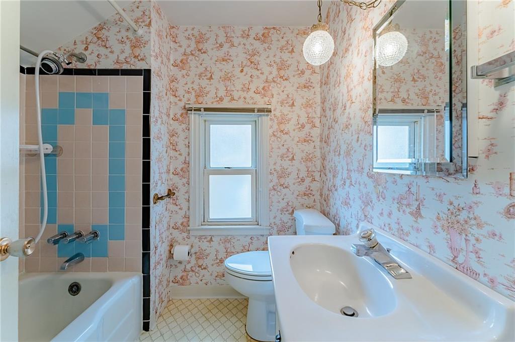 555 Hamil Road Penn Hills, PA 15147 - Photo 12 of 19 Gallery Image 12