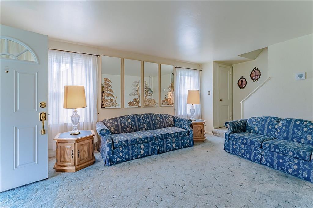 555 Hamil Road Penn Hills, PA 15147 - Photo 4 of 19 Gallery Image 4