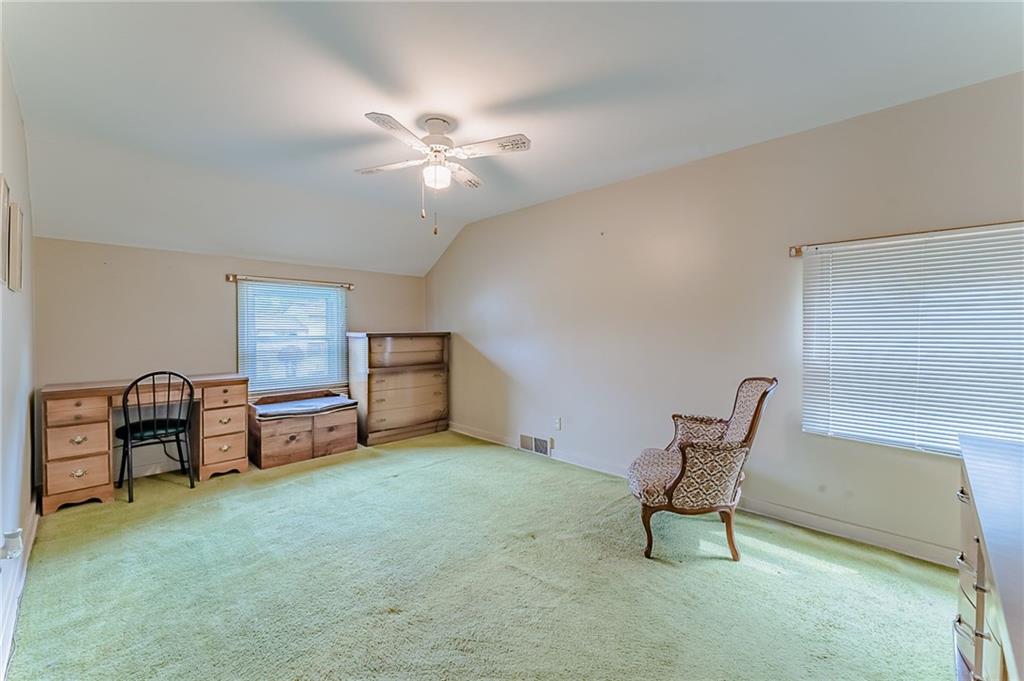 555 Hamil Road Penn Hills, PA 15147 - Photo 10 of 19 Gallery Image 10