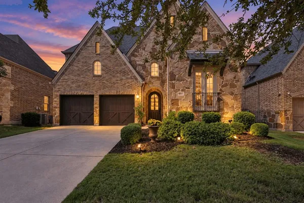 $649,000 | 8501 Bayberry Avenue, Lantana, TX 76226