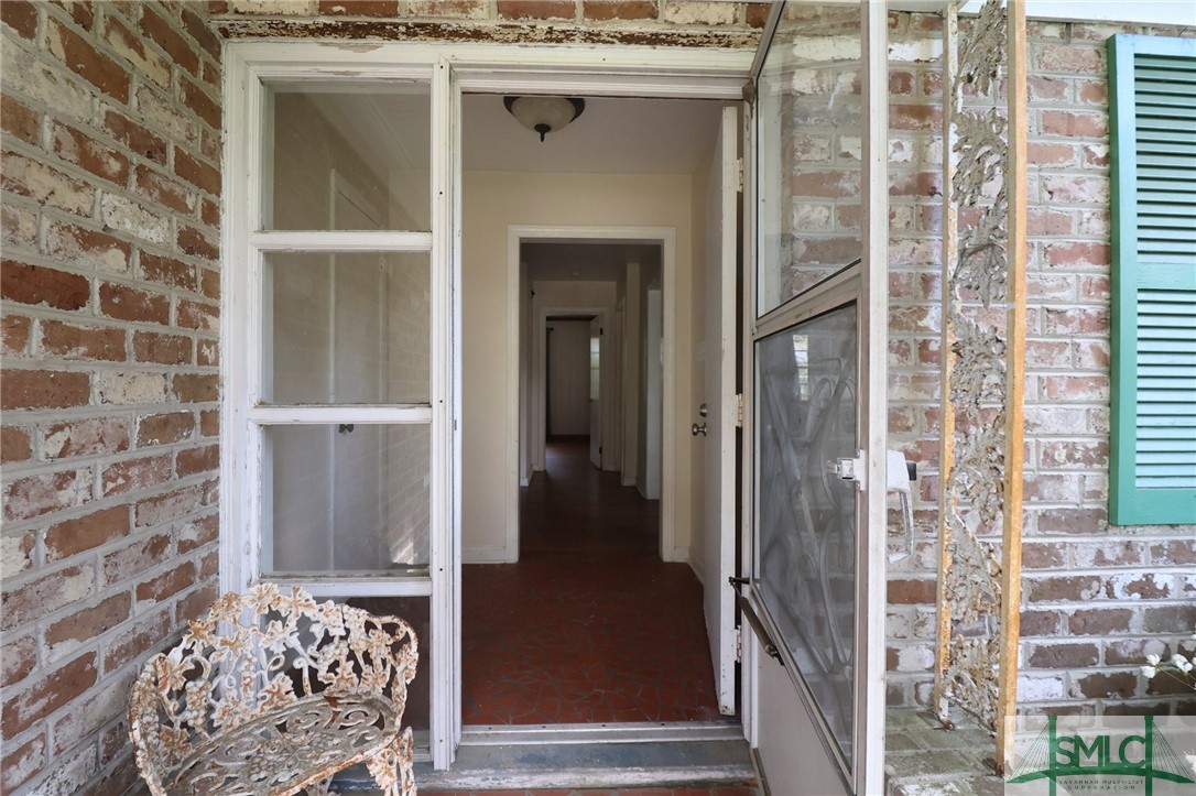 1513 Whitney Road Savannah, GA 31406 - Photo 5 of 44 Gallery Image 5