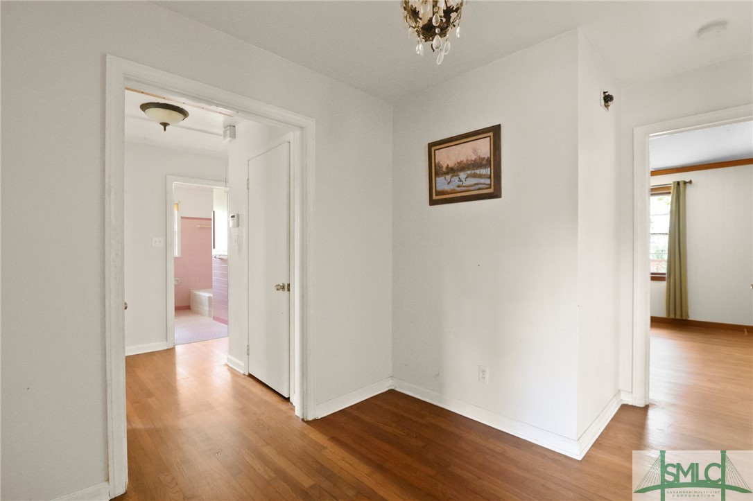 1513 Whitney Road Savannah, GA 31406 - Photo 6 of 44 Gallery Image 6