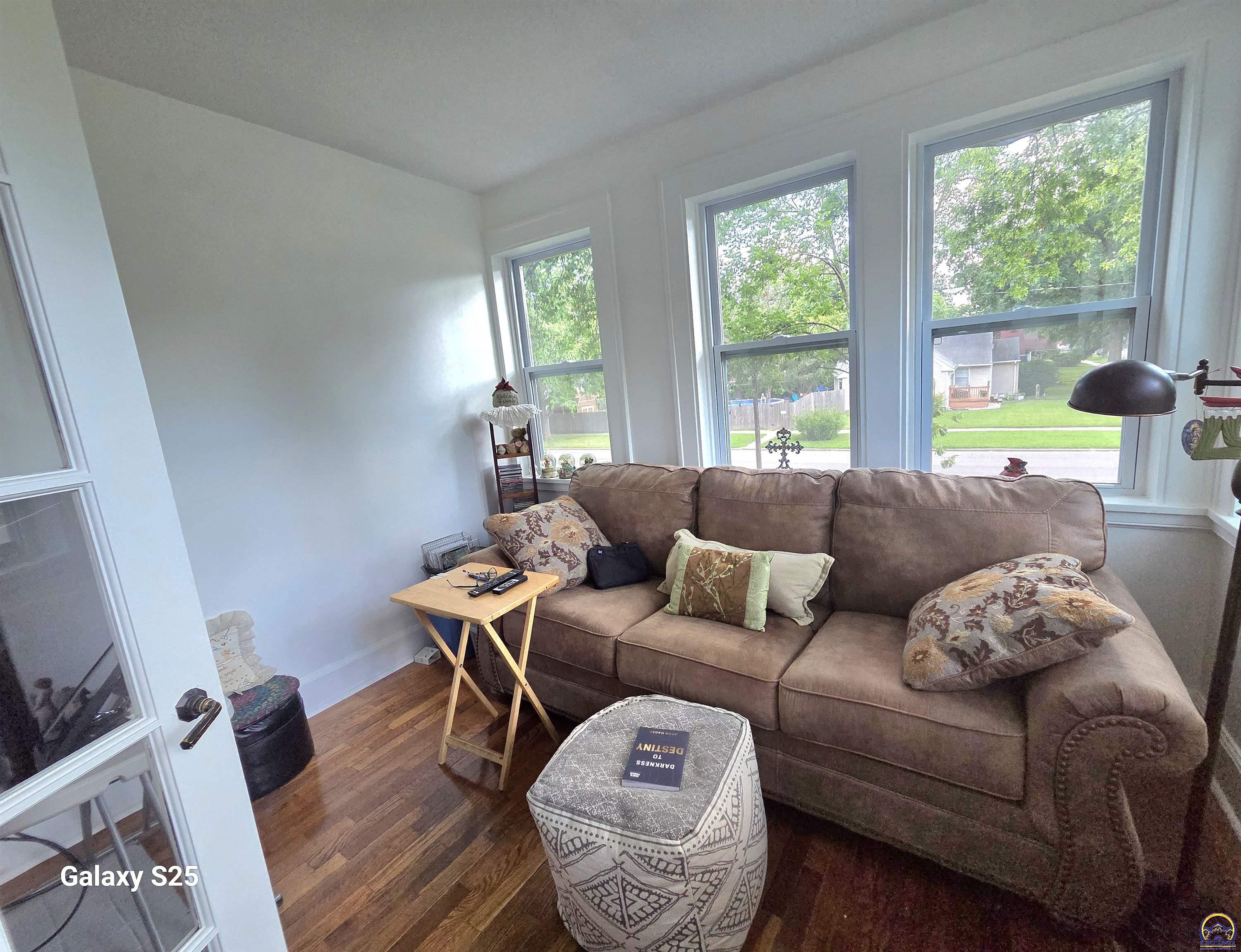 1432 Southwest MacVicar Avenue Topeka, KS 66604 - Photo 14 of 23