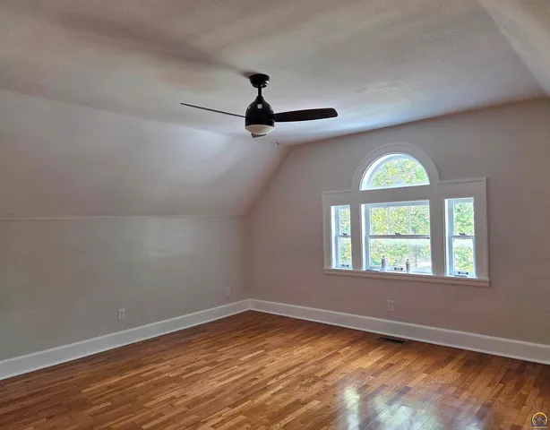 $395,000 | 1432 Southwest MacVicar Avenue, Topeka, KS 66604