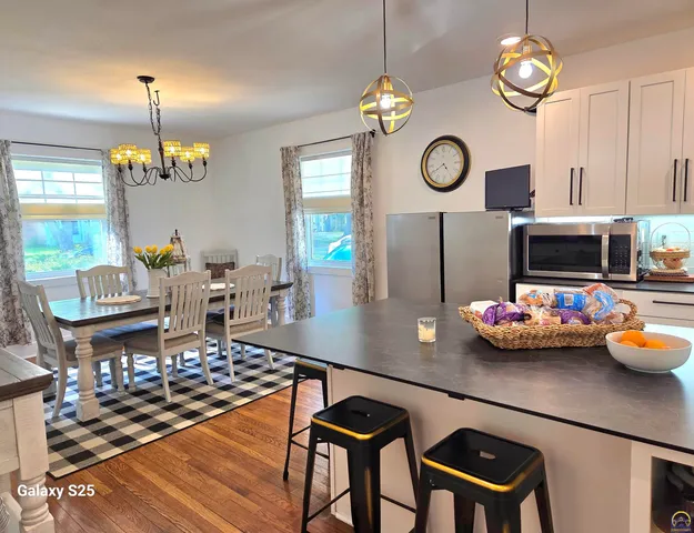 $395,000 | 1432 Southwest MacVicar Avenue, Topeka, KS 66604