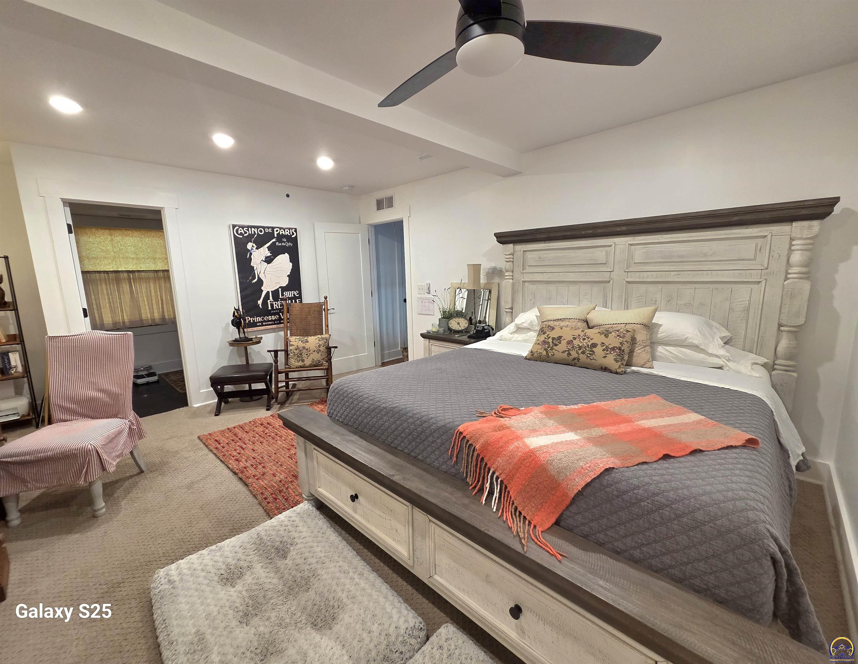 1432 Southwest MacVicar Avenue Topeka, KS 66604 - Photo 10 of 23