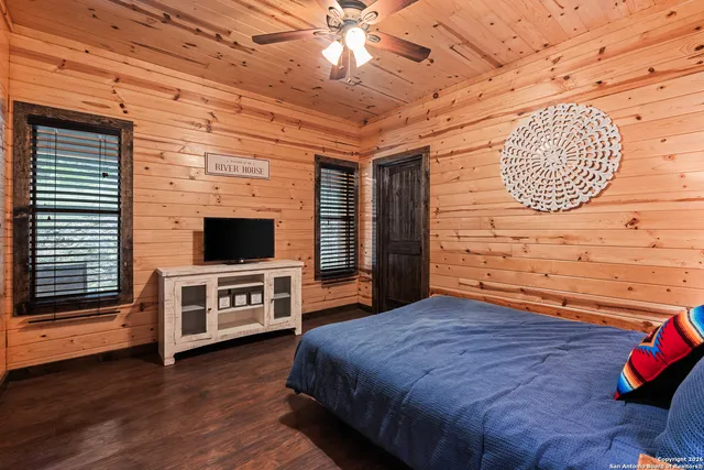 $849,000 | 1539 River Road, Concan, TX 78838