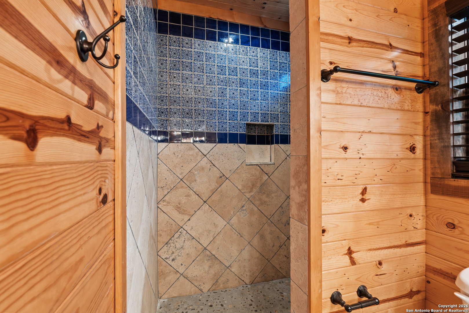 1539 River Road Concan, TX 78838 - Photo 9 of 45 a bathroom with a shower