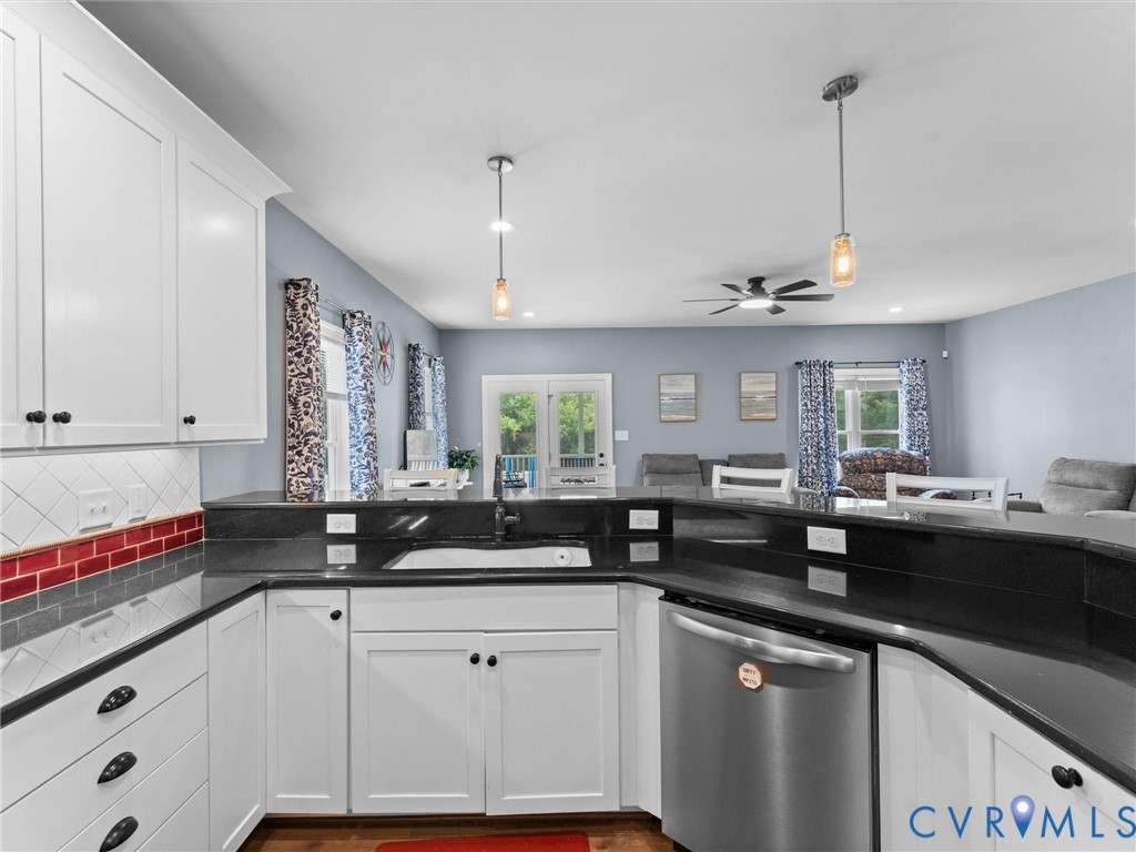 11390 Rocky Ridge Road Glen Allen, VA 23059 - Photo 49 of 82 Kitchen featuring white shaker-style cabinetry, da