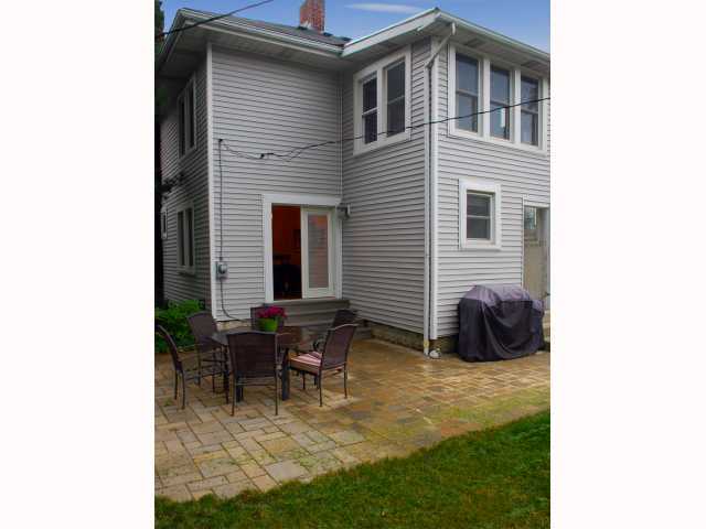 196 Tibet Road Columbus, OH 43202 - Photo 2 of 14
