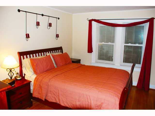 196 Tibet Road Columbus, OH 43202 - Photo 7 of 14