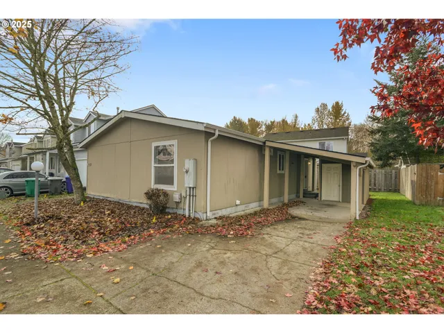 $349,500 | 521 Northeast Mariners Loop, Unit 79, Portland, OR 97211