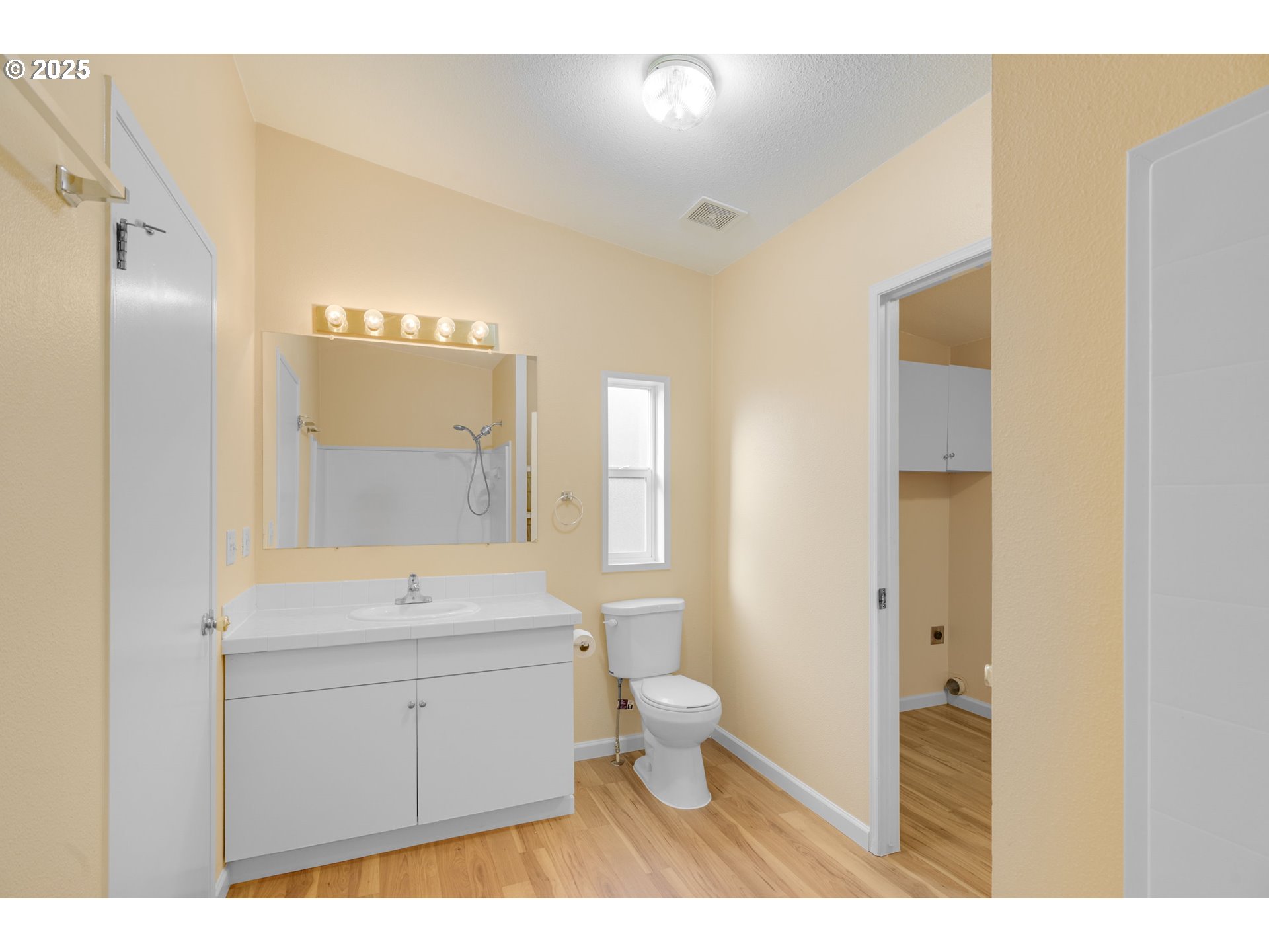 521 Northeast Mariners Loop, Unit 79 Portland, OR 97211 - Photo 18 of 29