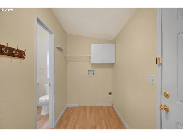 $349,500 | 521 Northeast Mariners Loop, Unit 79, Portland, OR 97211